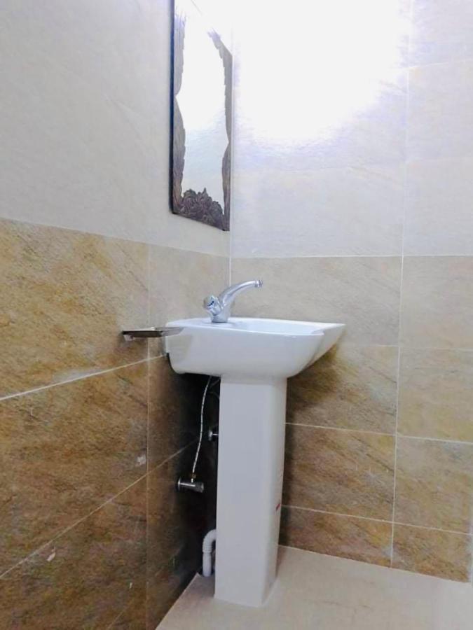 Hotel Seven Star Дакка Экстерьер фото